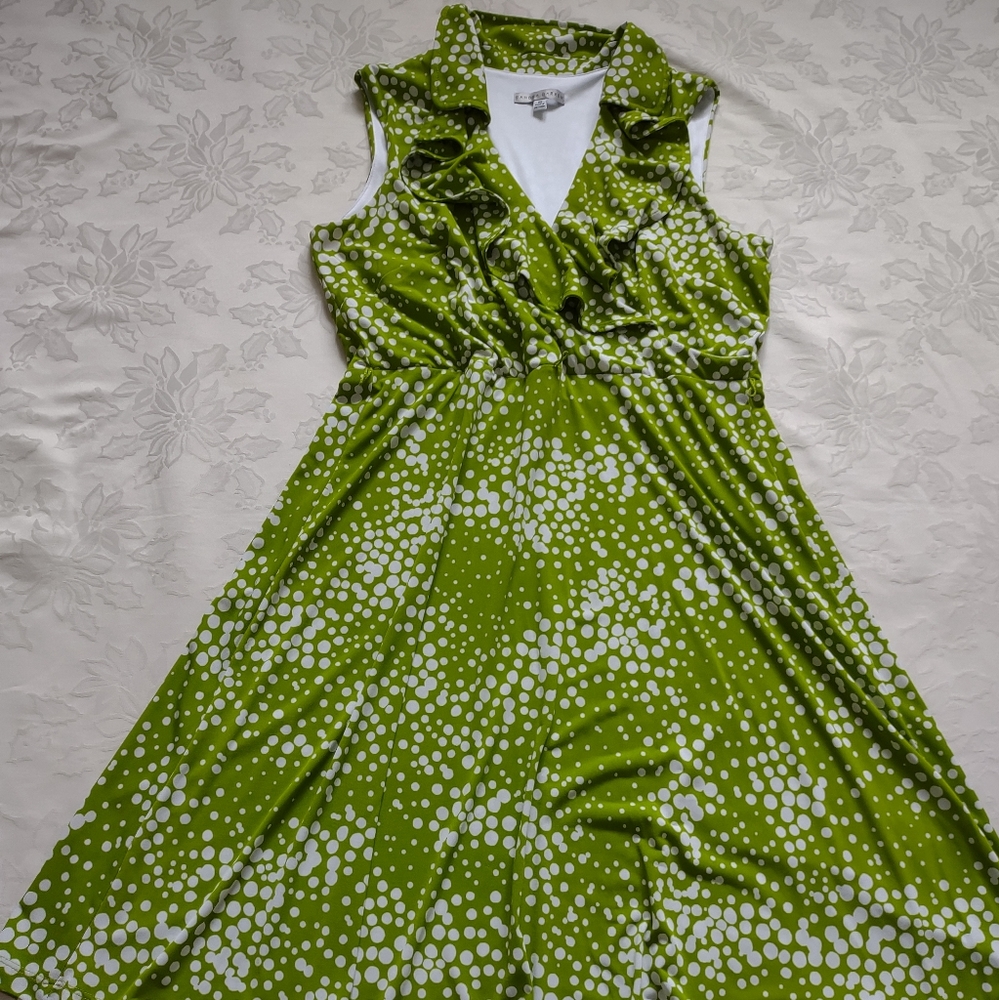 Sandra Darren ruffled v-neck surplice collared flare Dots dress